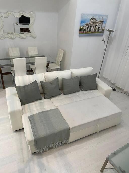 Loft En Retiro Daire Madrid Dış mekan fotoğraf